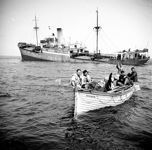 The Gibson shipwrecks : The Gibson shipwrecks 