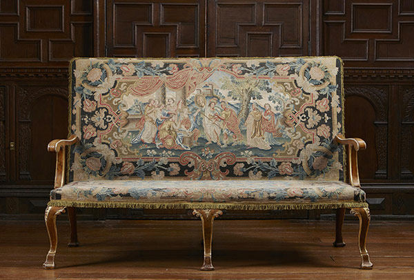 ACE tax gallery: A George I figured walnut and gilt sofa from Chicheley Hall