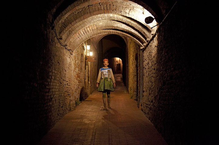 Exhibitionist1611: Nikhil Chopra