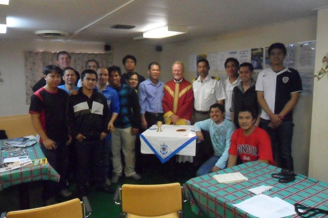 Church congregations: catholics onboard ship