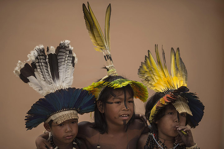 20 Photos: Boys watch the Games of the Indigenous People in Cuiaba, Brazil