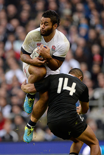 England v New Zealand: Billy Vunipola catches a high ball