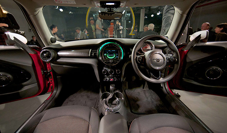 New Mini Cooper in pics: New Mini Cooper in pics