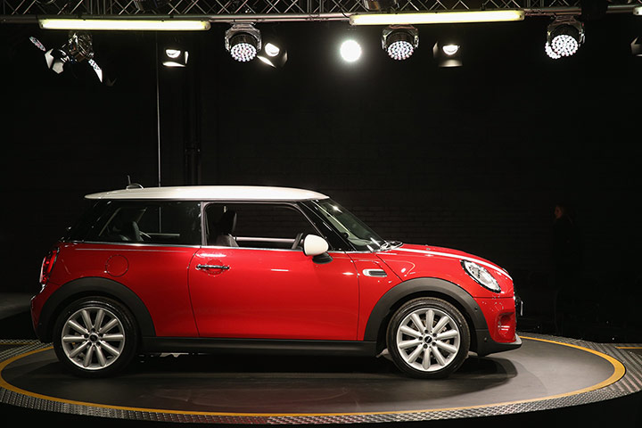 New Mini Cooper in pics: New Mini Cooper in pics