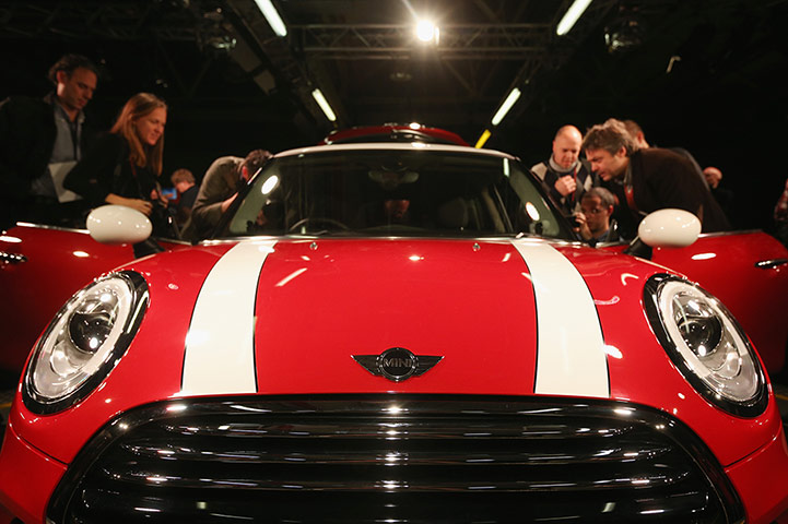 New Mini Cooper in pics: New Mini Cooper in pics