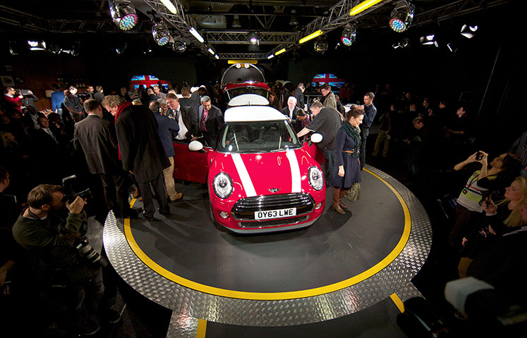 New Mini Cooper in pics: New Mini Cooper in pics