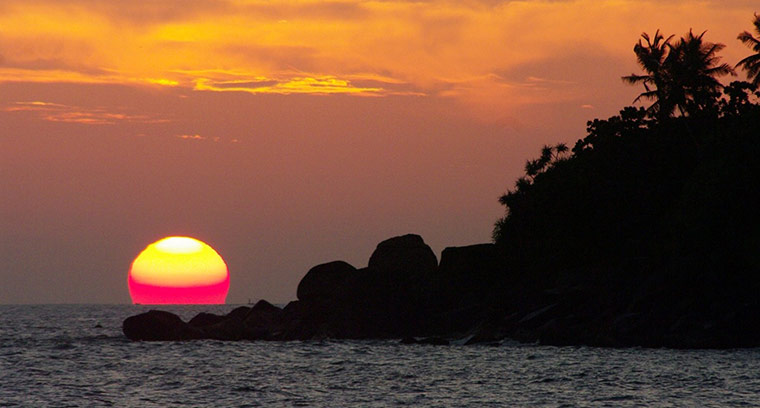 Share Your Sun: Trying to catch the 'green flash' without success!