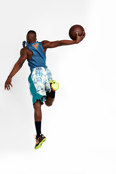 Nike gallery: male with basketball back turned