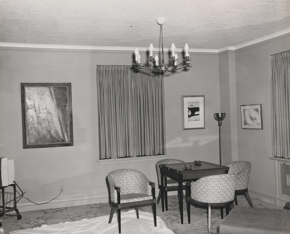 JFK Art: Living Area, Suite 850, Hotel Texas 