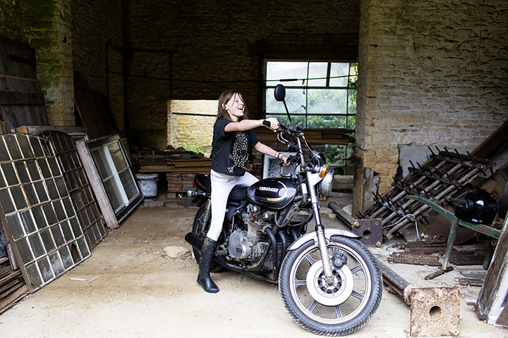 Selby: Amanda Brooks: Amanda Brooks