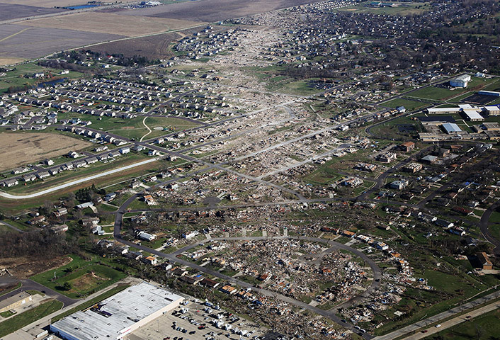 20 Photos: Homes damaged by a tornado in Washington, Illinois