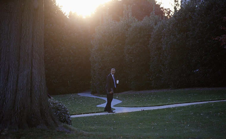 20 Photos: US President Barack Obama as he walks from his limousine