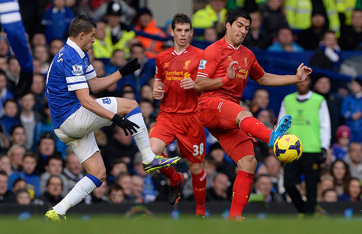 Merseyside derby: Mirallas and Suarez