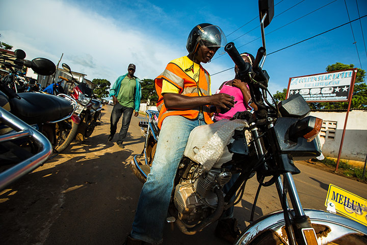 Pehn-pehns: motorcycle taxis ban in Monrovia, Liberia