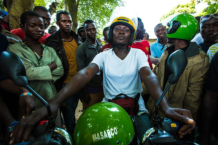 Pehn-pehns: motorcycle taxis ban in Monrovia, Liberia