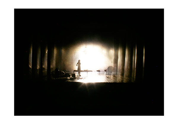 Linbury Prize 2013: Madeleine Girling's design for Time and the Conways #2