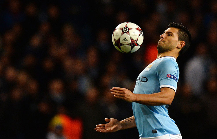 sport...: Manchester City's Argentinian striker Se