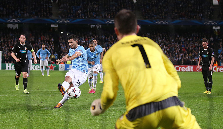 sport/: Manchester City v Viktoria Plzen