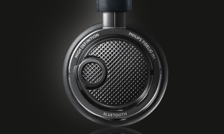 Philips Fidelio M1BT review Bluetooth headphones