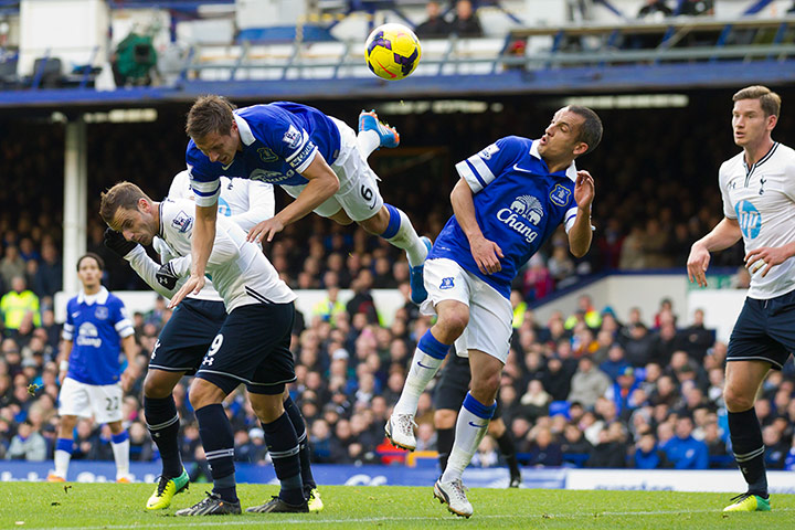 sport.: Everton v Tottenham