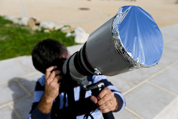 eclipse: partial solar eclipse in portugal