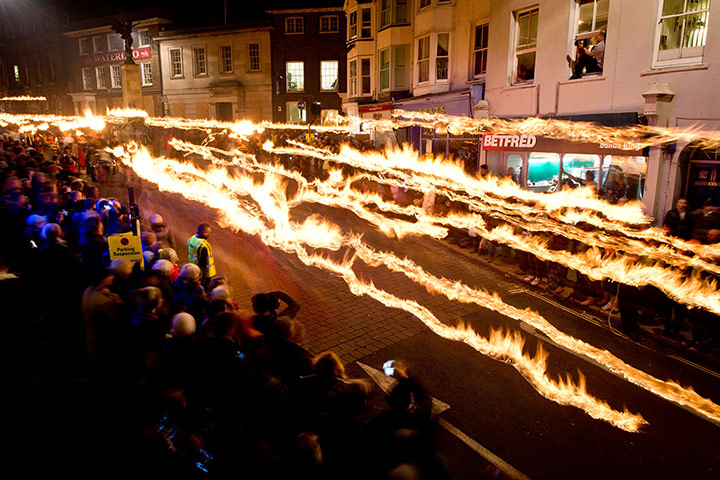 Lewes bonfire night: Lewes bonfire night