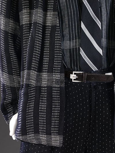 V&A: Italian fashion: Suit by Gianni Versace