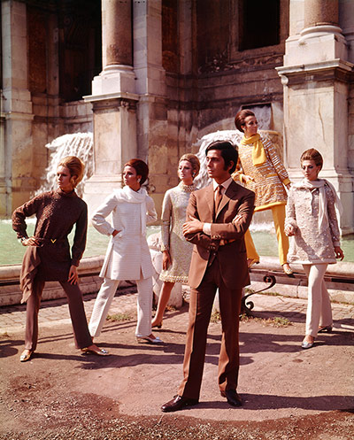 V&A: Italian fashion: Valentino at the Trevi Fountain