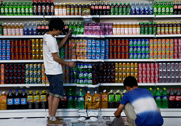 Liu Bolin invisible man: Liu Bolin invisible man