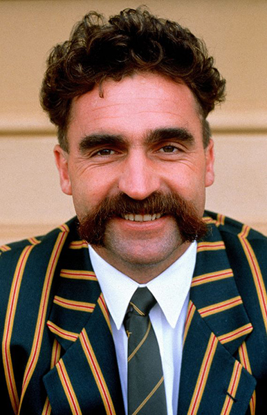 mo: Merv Hughes