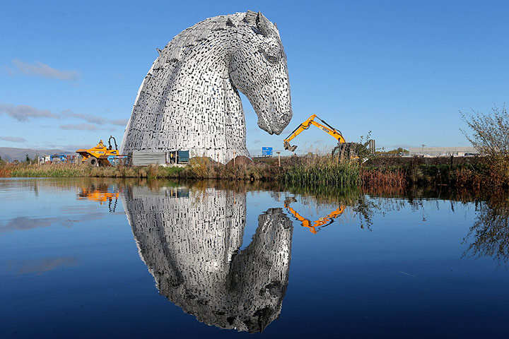 20 Photos: The Kelpies at the Helix
