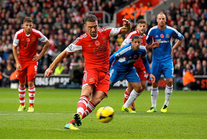 Saturday football roundup: Rickie Lambert scores Southampton's second goal