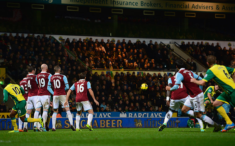 Saturday's matches: Robert Snodgrass scores