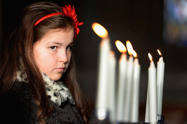 glasgow crash memorial: service at Glasgow Cathedral