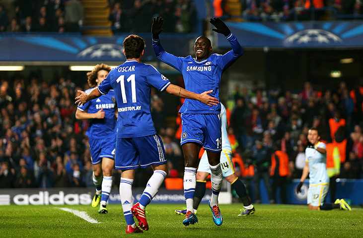 chelsea v steau: Demba Ba celebrates