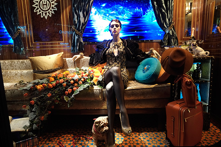 Christmas windows: Harrods window display in Knightsbridge