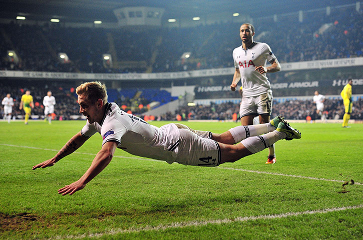 tottenham europa: Tottenham Hotspur's Lewis Holtby celebrates