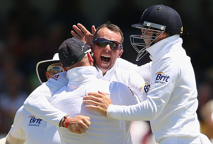 Ashes 3rd test day 1: Graeme Swann celebrates