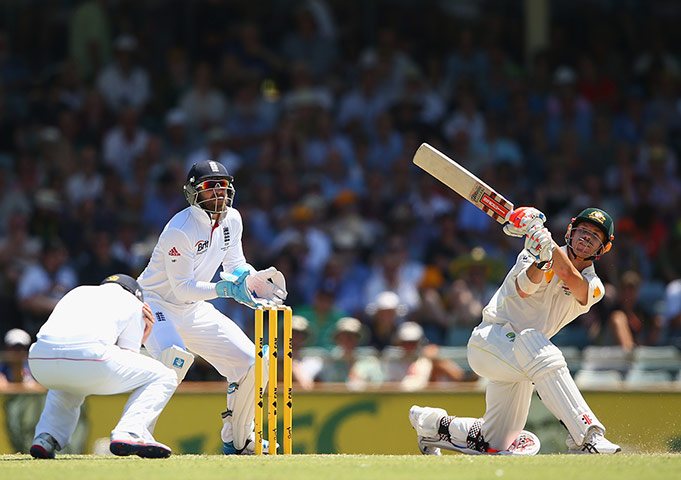 third test day 3 pt 2: David Warner hits a six