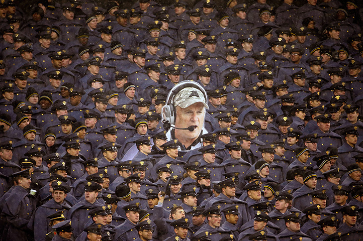Weekend in pictures: Philadelphia, USA: Army cadets hold a large photo of Army head coach Rich E