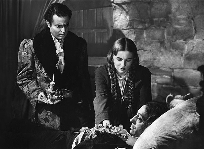Joan Fontaine in pictures: Orson Welles stars alongside Joan Fontaine in Jane Eyre