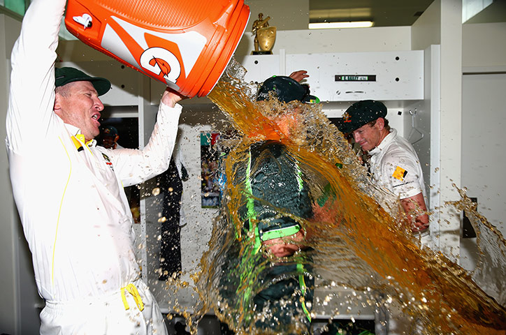 third test final day: Australia team celebrate