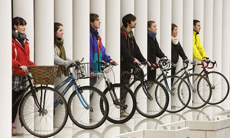 Cycling students