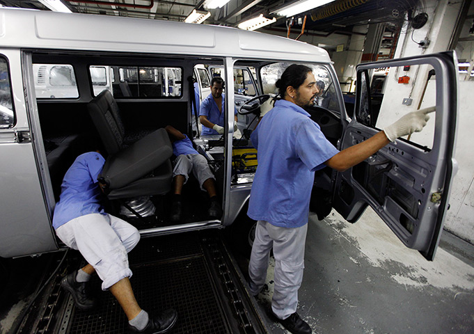 Volkswagen campers: Working on the interior 