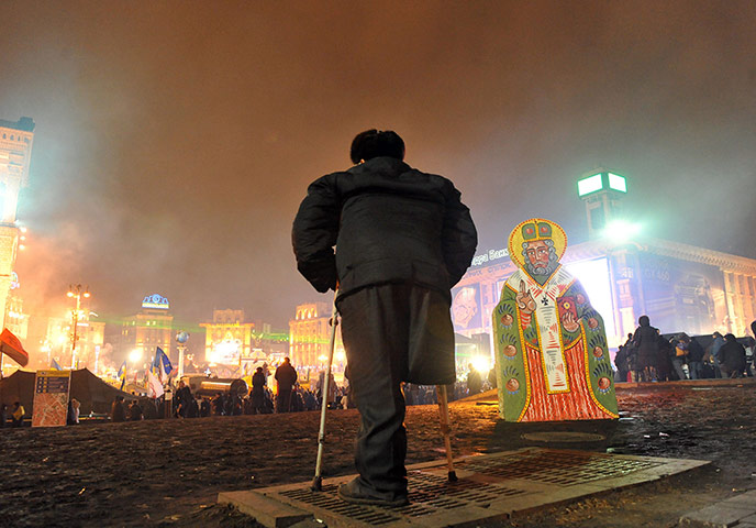 20 photos: A disabled protester stands on Independence Square in Kiev