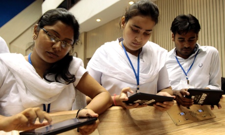 India students tablets