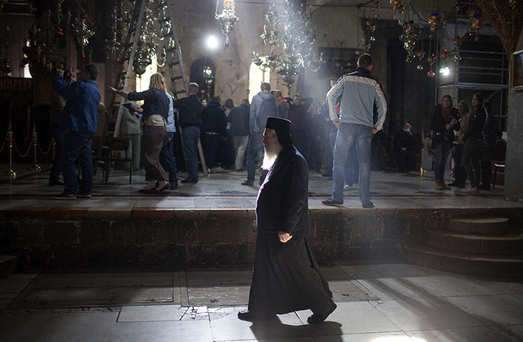 Top10: Pilgrims Head To The Church of Nativity Ahead of Christmas