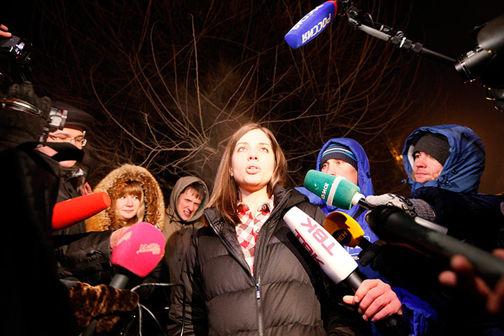 Top10: Pussy Riot member Tolokonnikova is released from prison