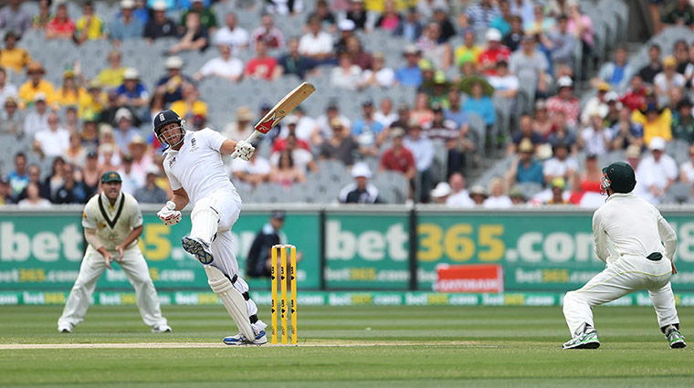 Fourth test day two: Tim Bresnan is caught