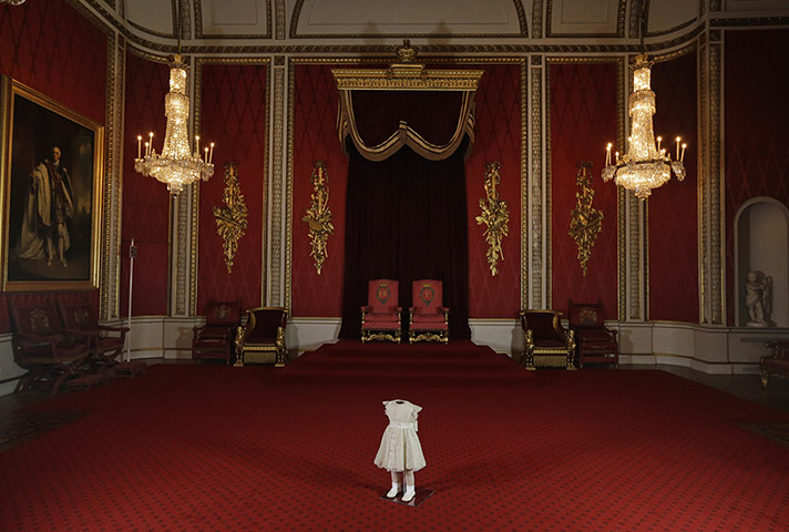 20 Photos: The outfit worn by the 2-year-old Princess Anne at the Coronation in 1953